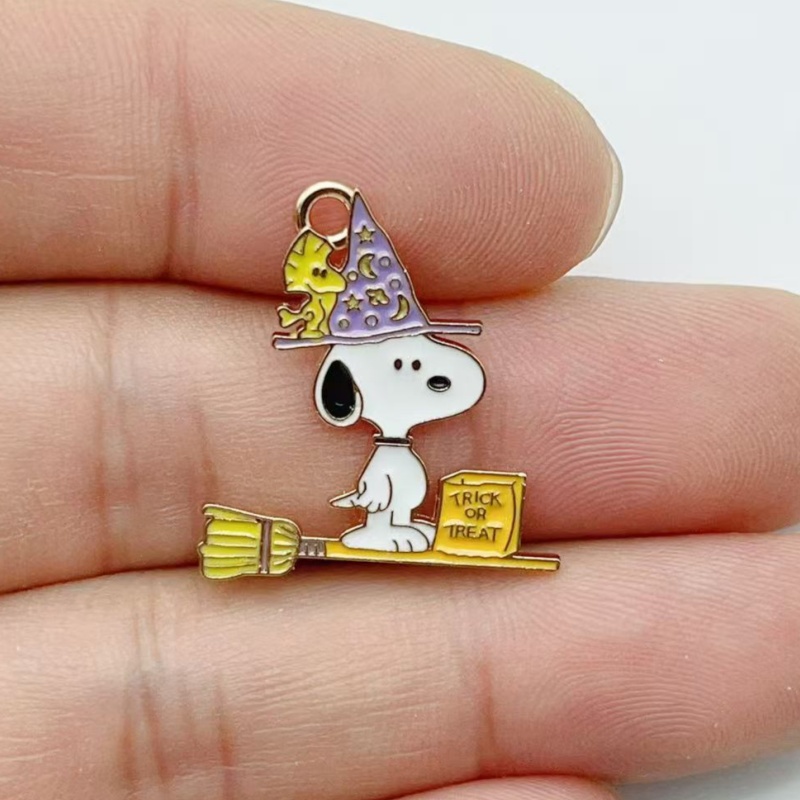 10 個かわいいハロウィン漫画子犬合金エナメルチャームカボチ - Party Games Game のレビューと価格