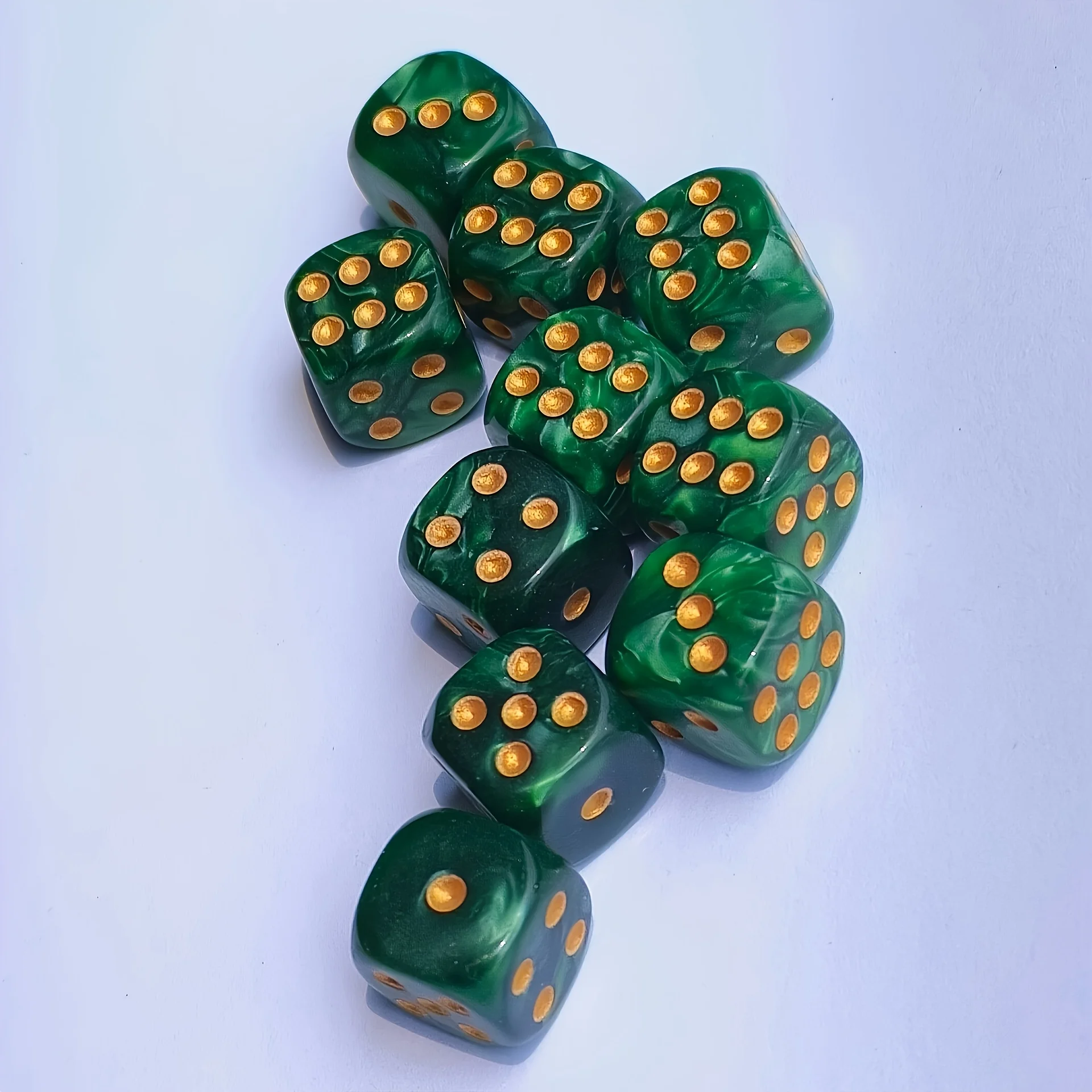 10個入り 12mm パールスワール D6 ダイス、角丸6面 - Party Games Console のレビューと価格