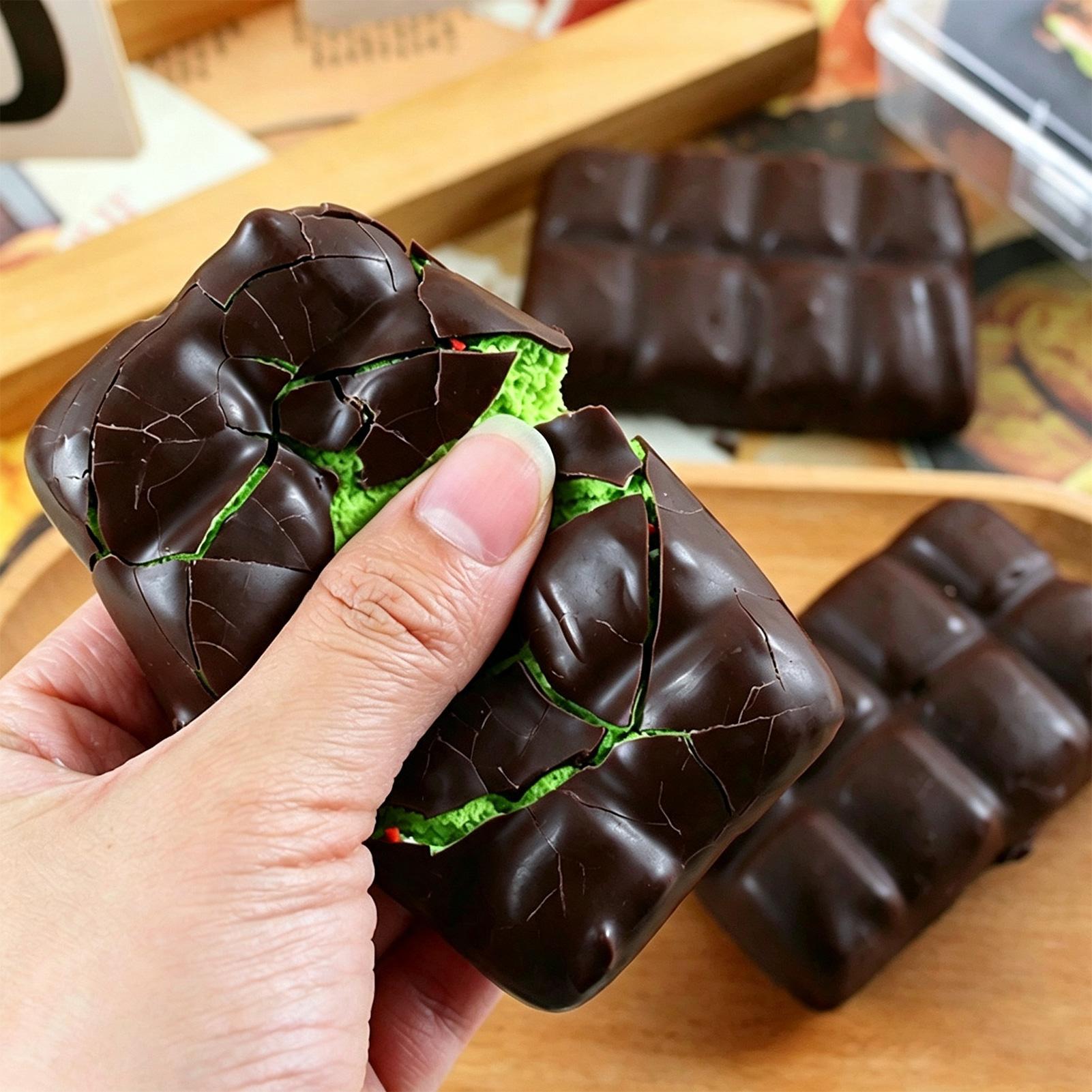 チョコレートスクイーズおもちゃ、クリスピーチョコレートワック - Party Games Game のレビューと価格
